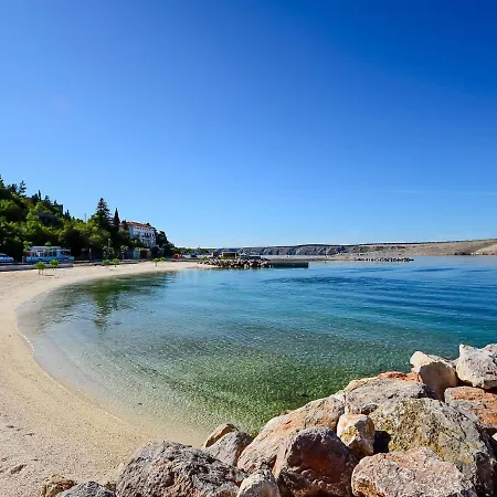 Lägenhet Fuma-5 By Interhome