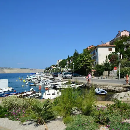 Lägenhet Fuma-5 By Interhome *